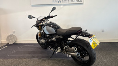 24MY BMW R12 Ninet